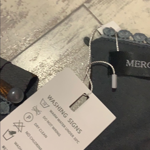 NWT Floral dress - Picture 5 of 5